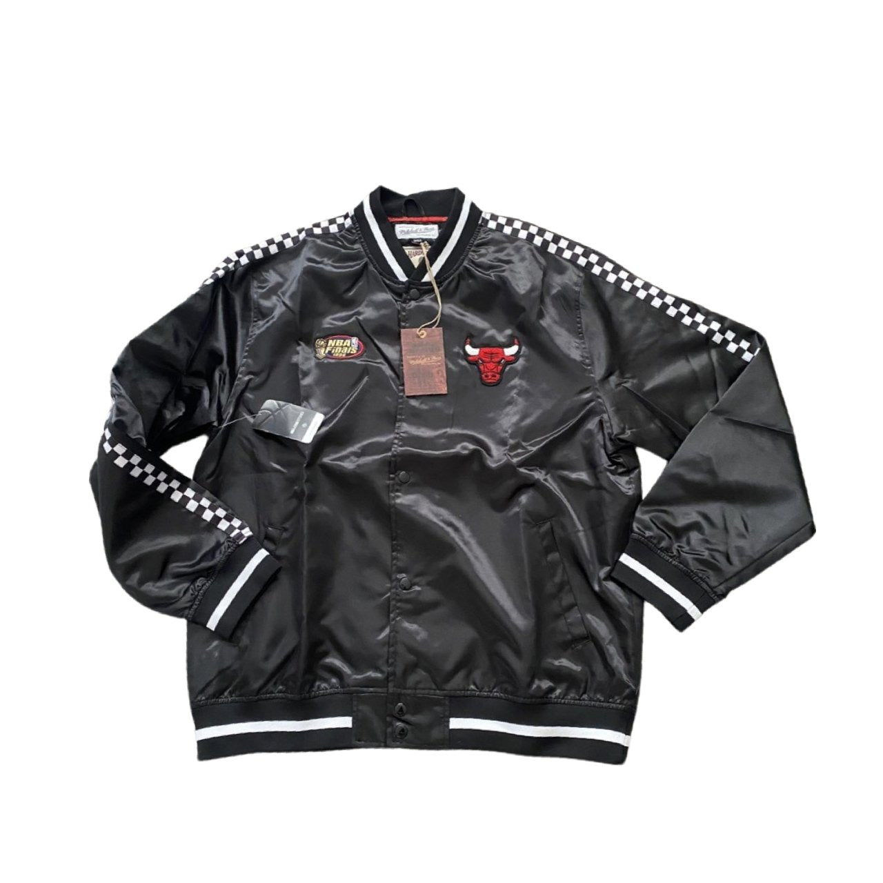 Chicago Bulls NBA Finals 1996 Mitchell & Ness Black Satin Bomber Jacket - Soul and Sense Streetwear