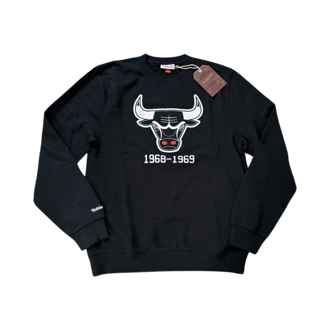 Chicago Bulls NBA Mitchell & Ness Men Black Fleece Jumper - Soul and Sense Streetwear
